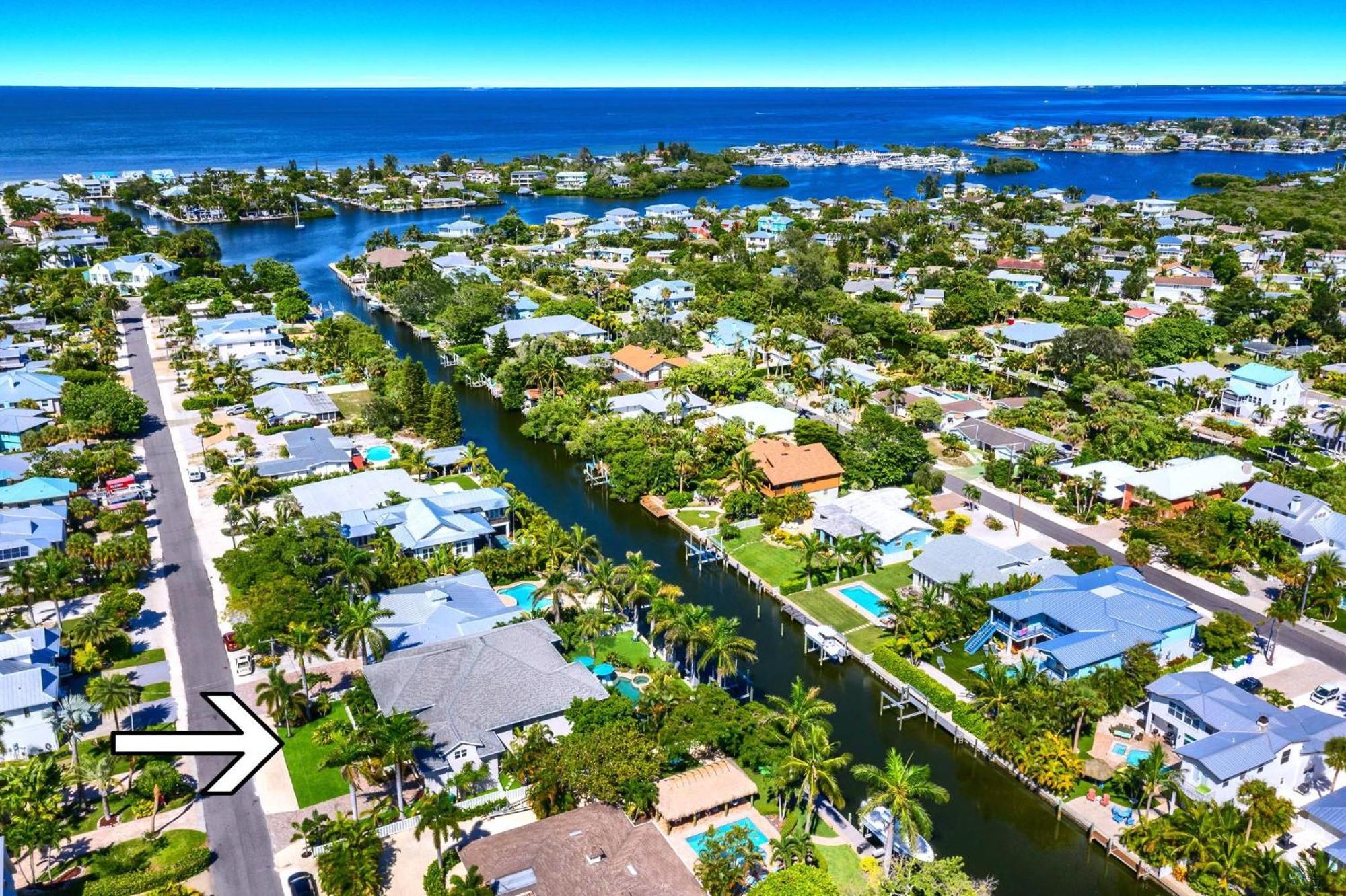 Villa Bikinis And Martinis Waterfront Canal Anna Maria Exterior foto