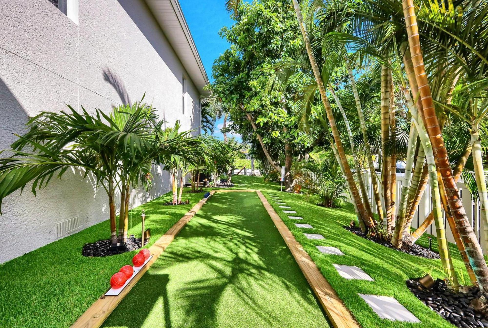 Villa Bikinis And Martinis Waterfront Canal Anna Maria Exterior foto