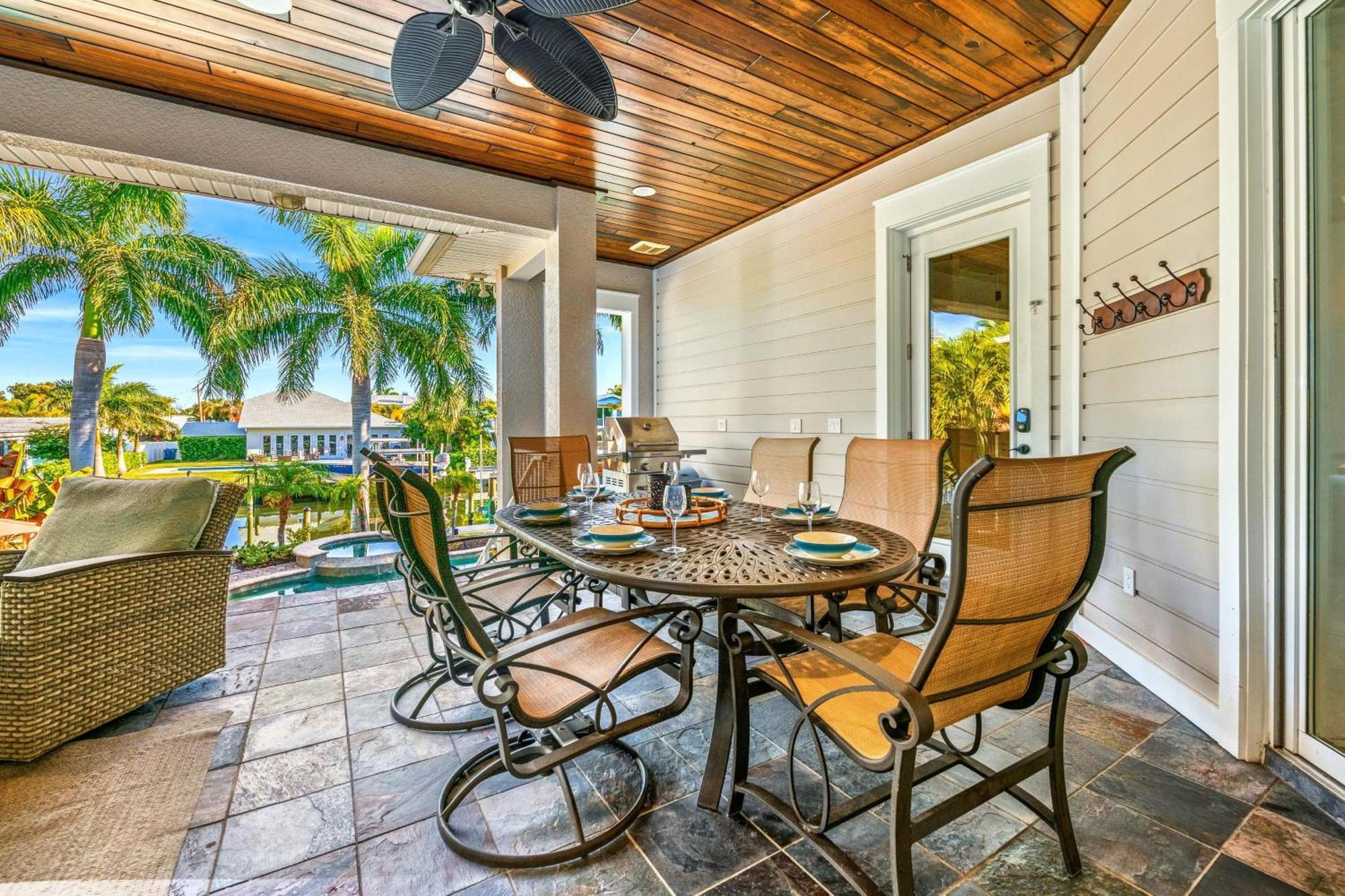 Villa Bikinis And Martinis Waterfront Canal Anna Maria Exterior foto