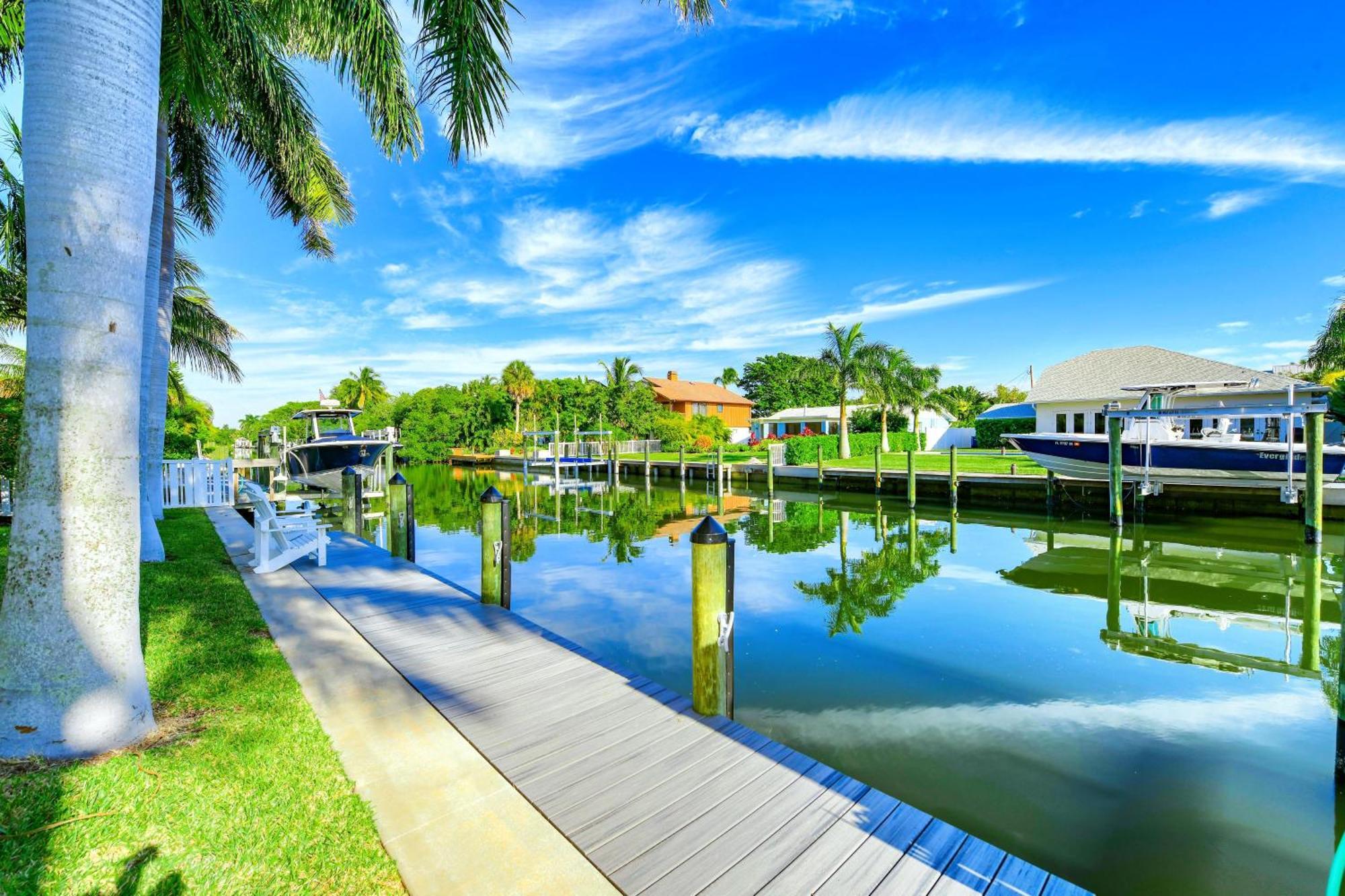 Villa Bikinis And Martinis Waterfront Canal Anna Maria Exterior foto